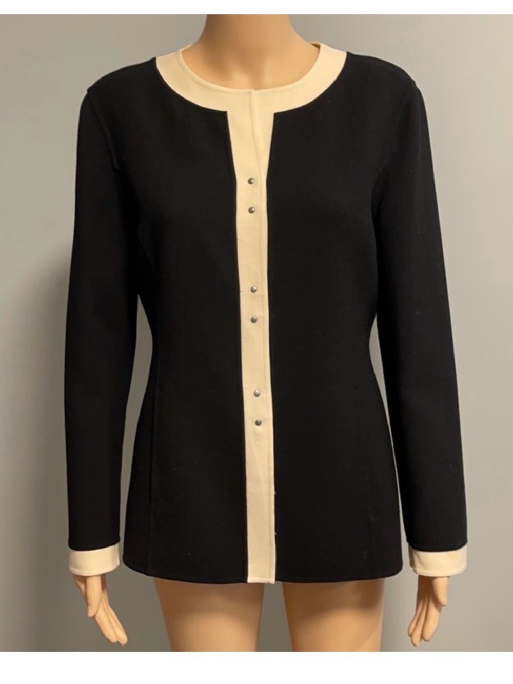 Anne Klein Black and Cream Collar Detail Blouse